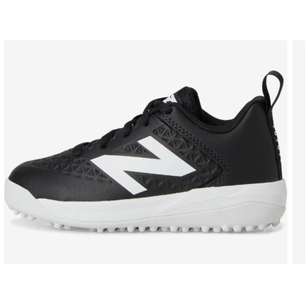 NEW BALANCE Kids Turf Shoes NEW Size 1.5 Black White 4040v6 Turf-Trainer Sports